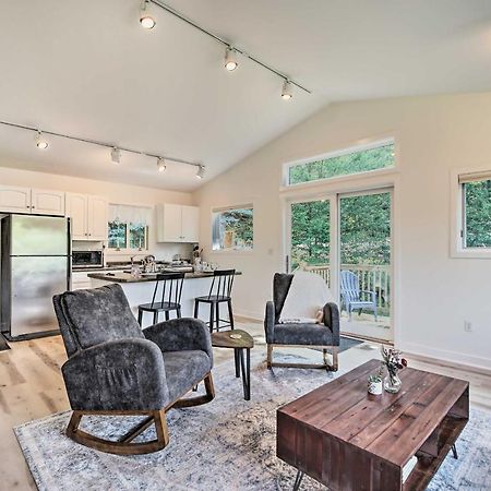 Airy And Bright Hideaway Near Smugglers Notch! Appartement Cambridge Buitenkant foto