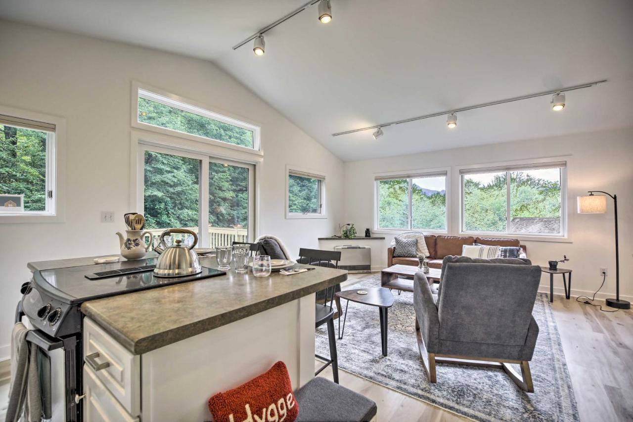 Airy And Bright Hideaway Near Smugglers Notch! Appartement Cambridge Buitenkant foto