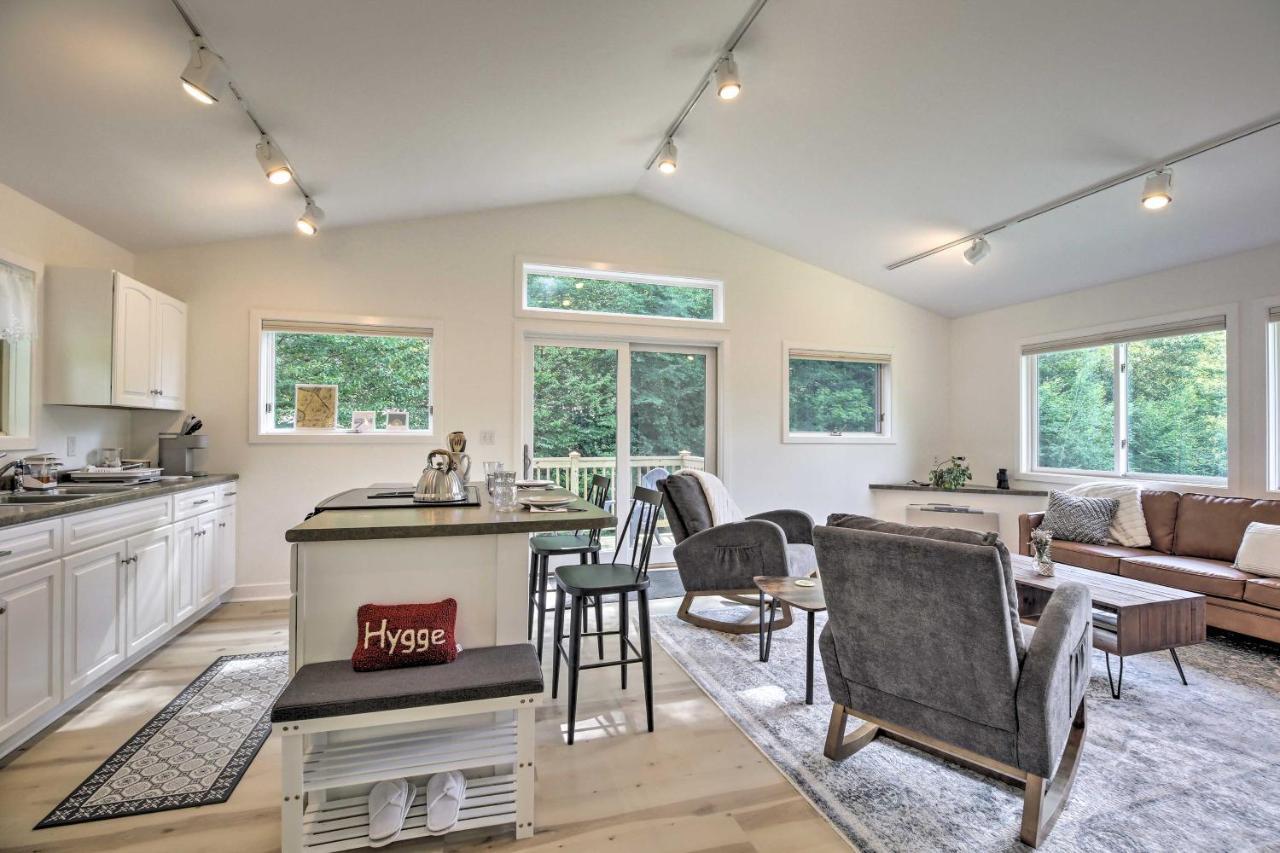 Airy And Bright Hideaway Near Smugglers Notch! Appartement Cambridge Buitenkant foto